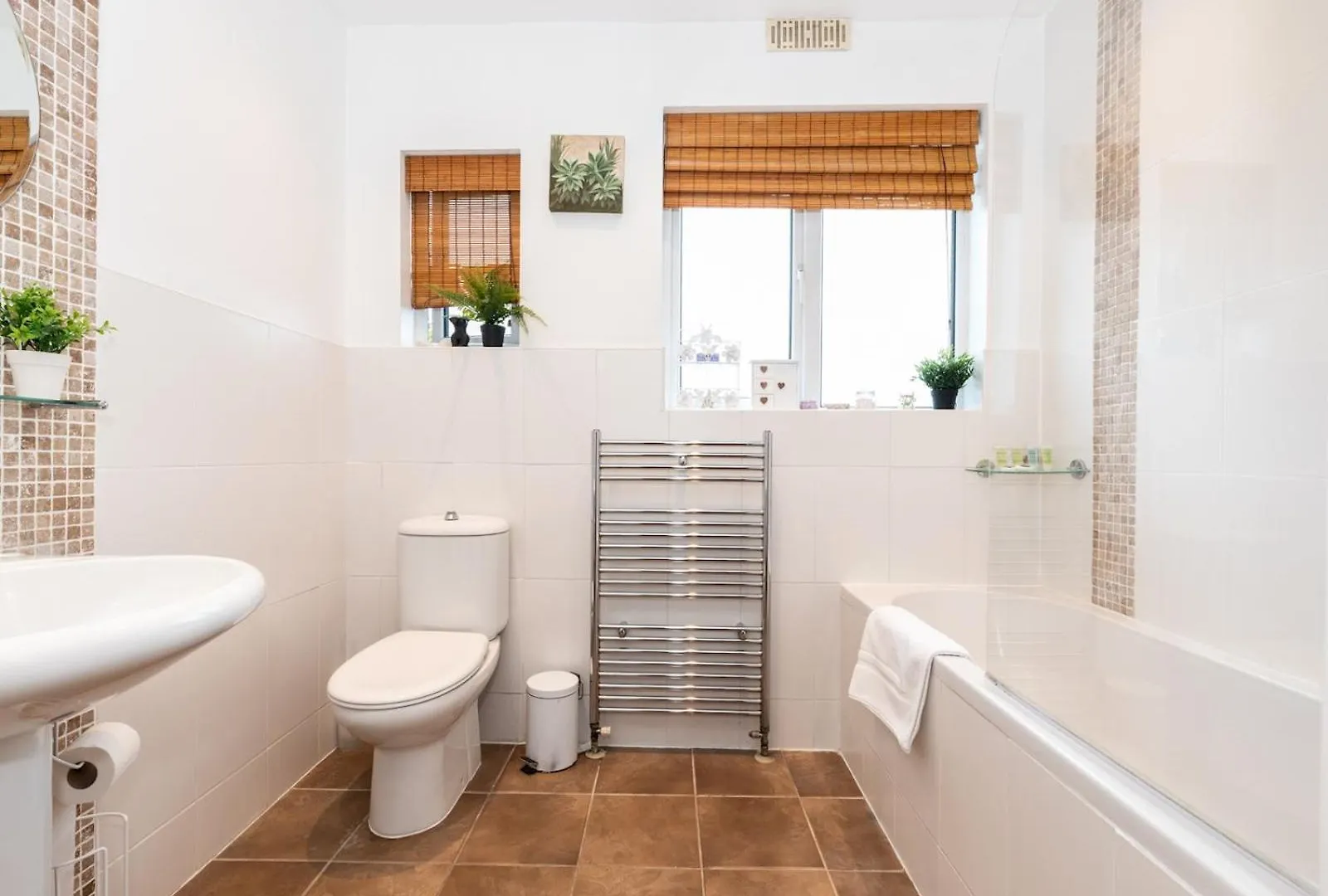 Spacious 4-Bed House Direct Link To Central London Pass The Keys United Kingdom
