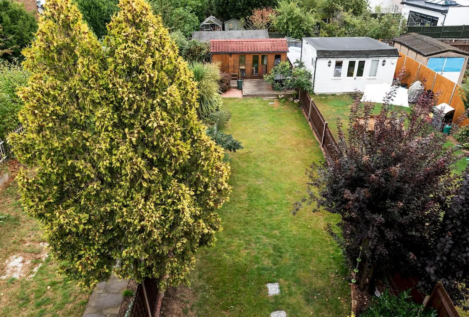 Spacious 4-Bed House Direct Link To Central London Pass The Keys Holiday home