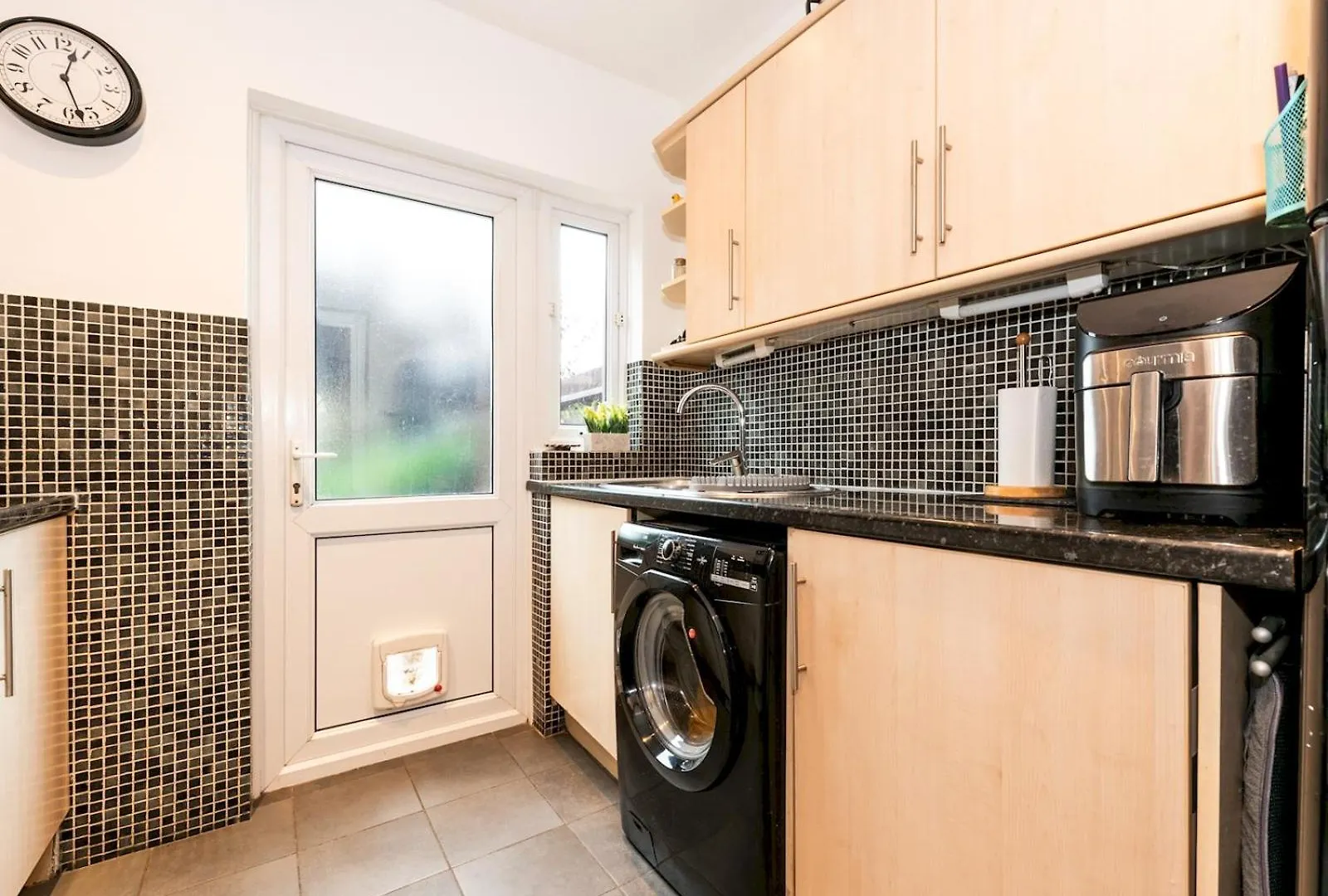בית נופש Spacious 4-Bed House Direct Link To Central London Pass The Keys בריטניה