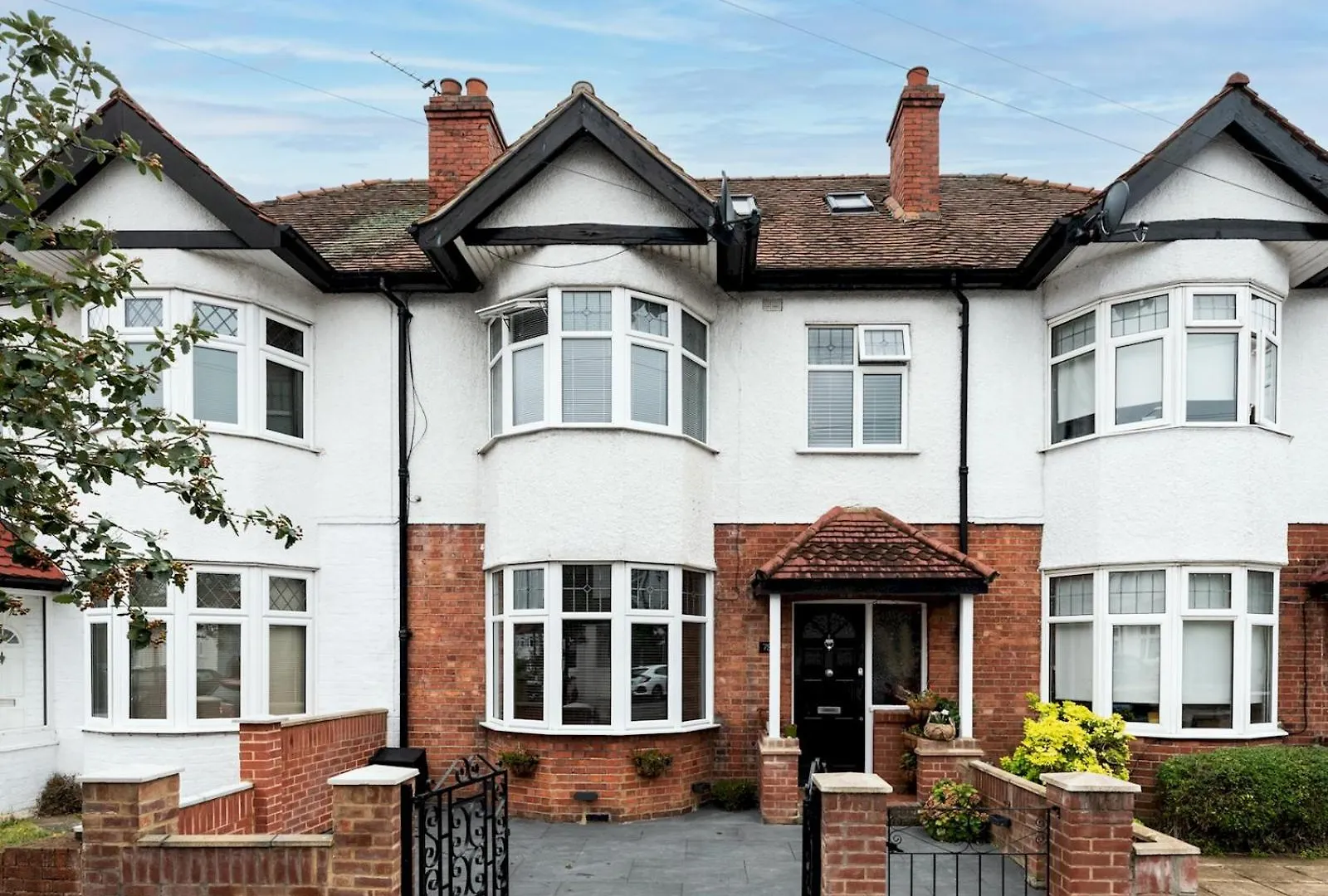 בית נופש Spacious 4-Bed House Direct Link To Central London Pass The Keys בריטניה